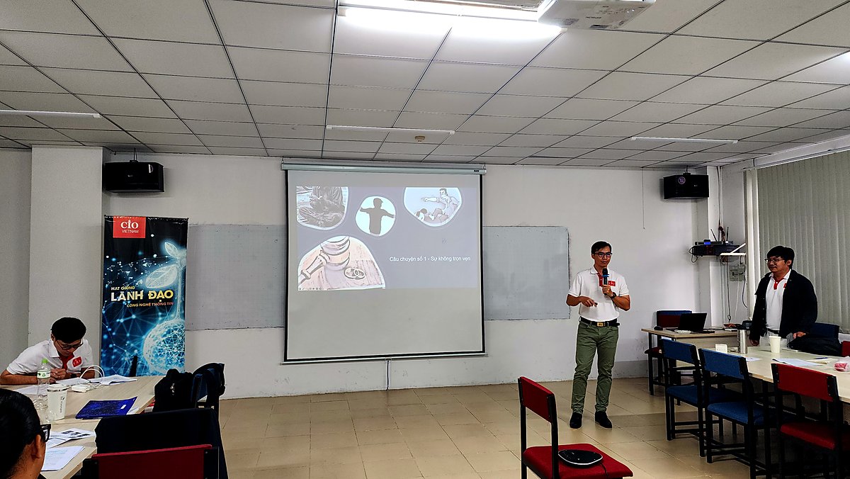 Sự giao thoa giữa Ba Quy Luật Của Hiệu Quả và Dám Bị Ghét (Phần 1) 7 Học viên Hạt giống mùa 9 TP.HCM kể câu chuyện cá nhân trước lớp trong buổi học Personal Branding